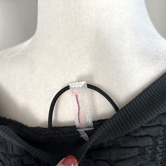 NWOT Free People Black Scoop Neck Long Sleeves Textured S Activewear Workout - Picture 7 of 9